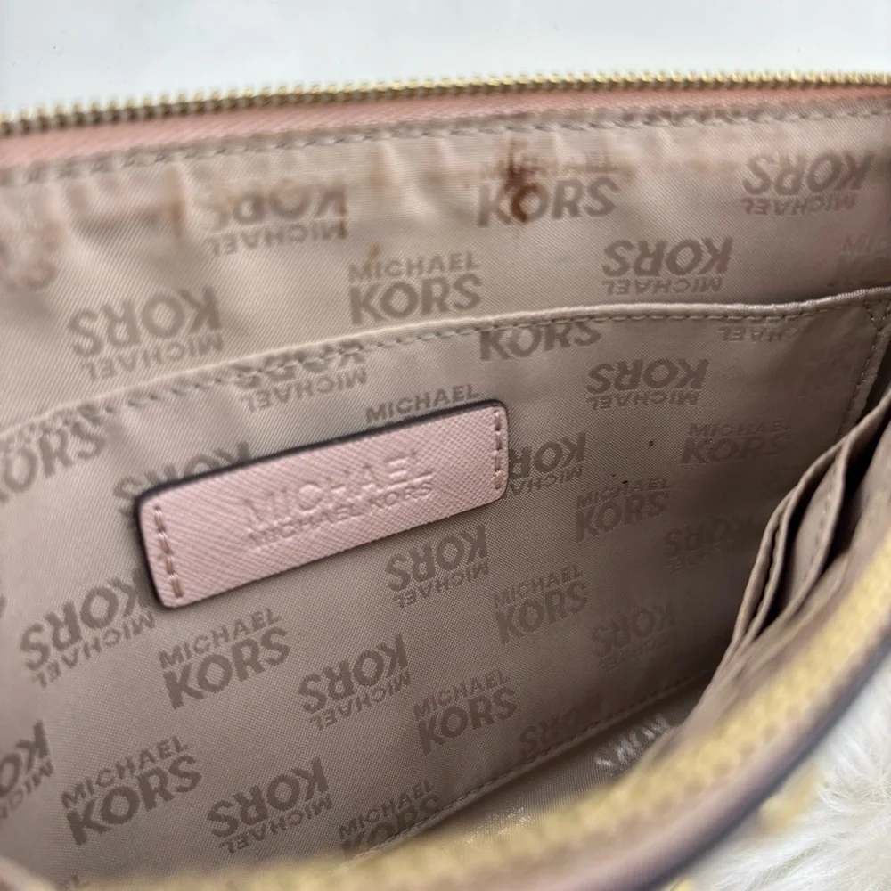 MICHAEL Michael Kors PINK STUDED WRIST BAG